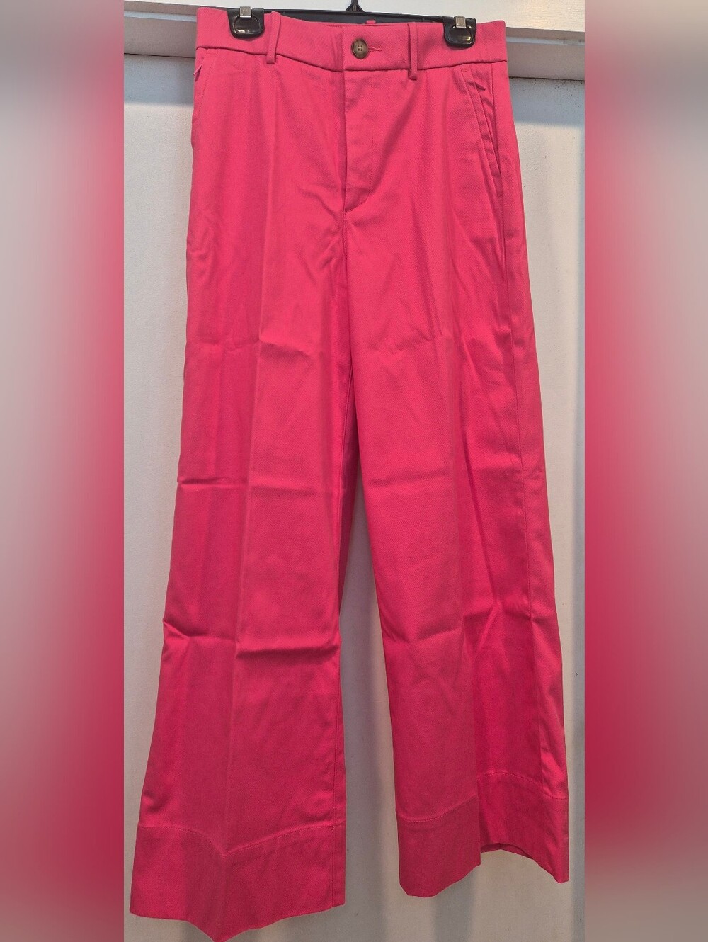 NWT-SPANX Stretch Twill Wide Leg Pant Size Medium Color: TULIP (Fuchsia)